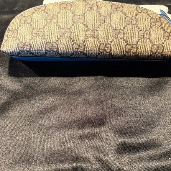 Gucci x Disney Donald Duck GG Supreme Pencil Case 662129 limited Edition - Picture 2 of 6